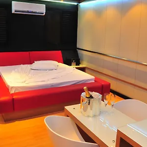 Ritz (adults Only) * Belo Horizonte