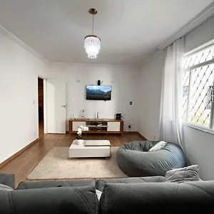 Em Apartment *